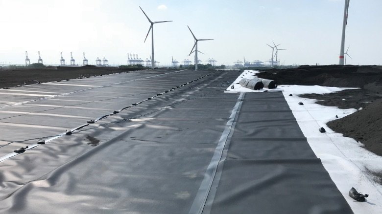 2.5 mm profiled HDPE geomembrane made by AGRU with BAM approval